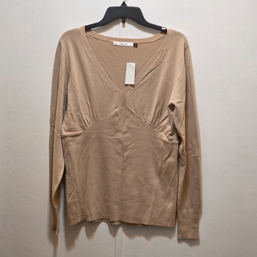 Old Navy Beige V-Neck Lightweight Knit Sweater Pullover Womens XL New